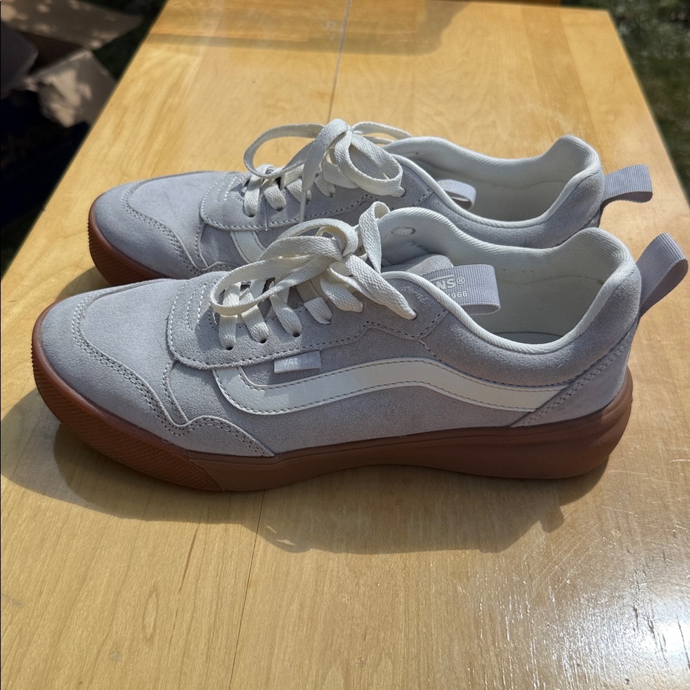 Vans Women's Light Gray Suede Old Skool Sneakers with Gum Sole